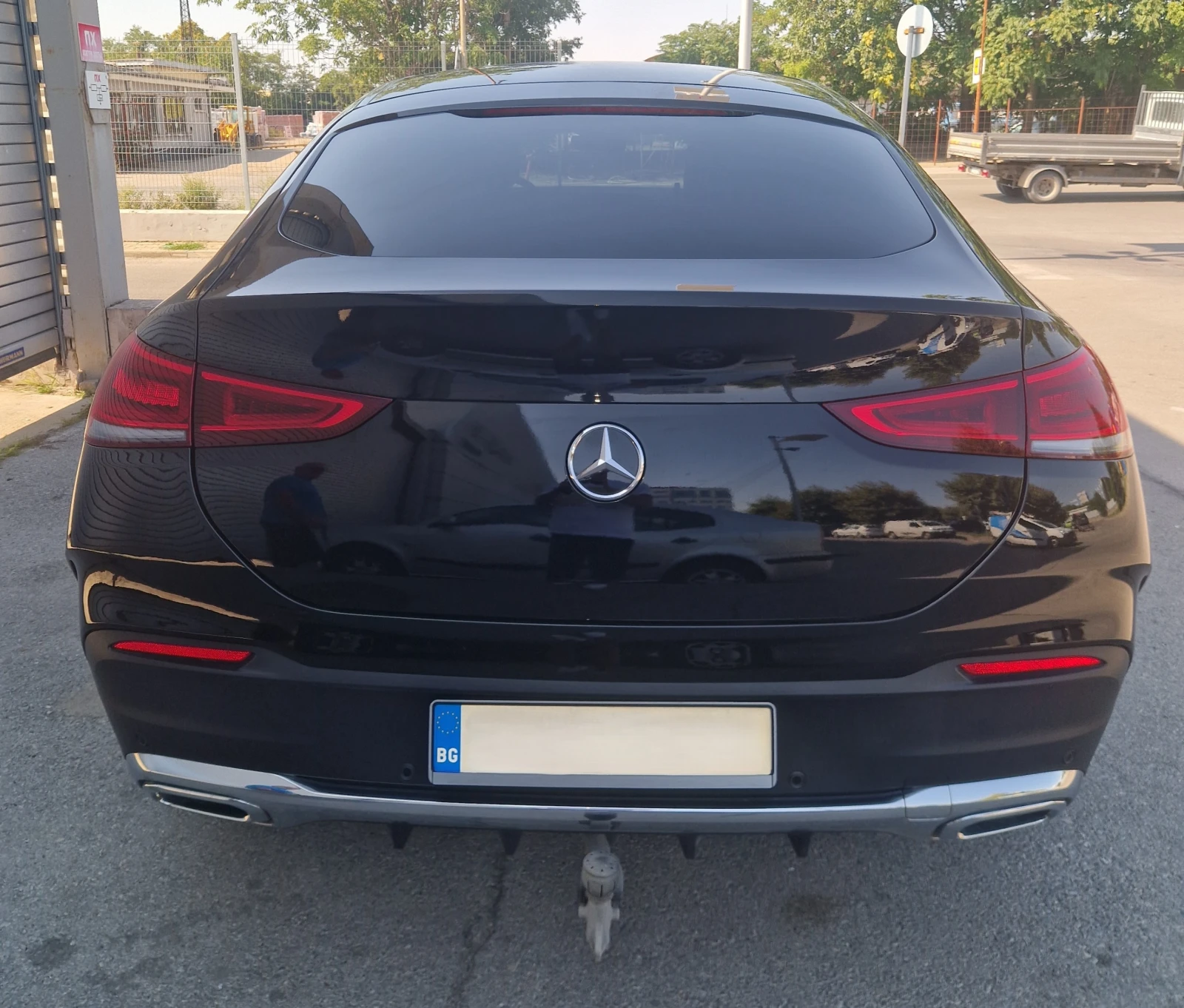 Mercedes-Benz GLE 350 AMG/Burmester/360 камера/теглич/HUD, снимка 8 - Автомобили и джипове - 55651392