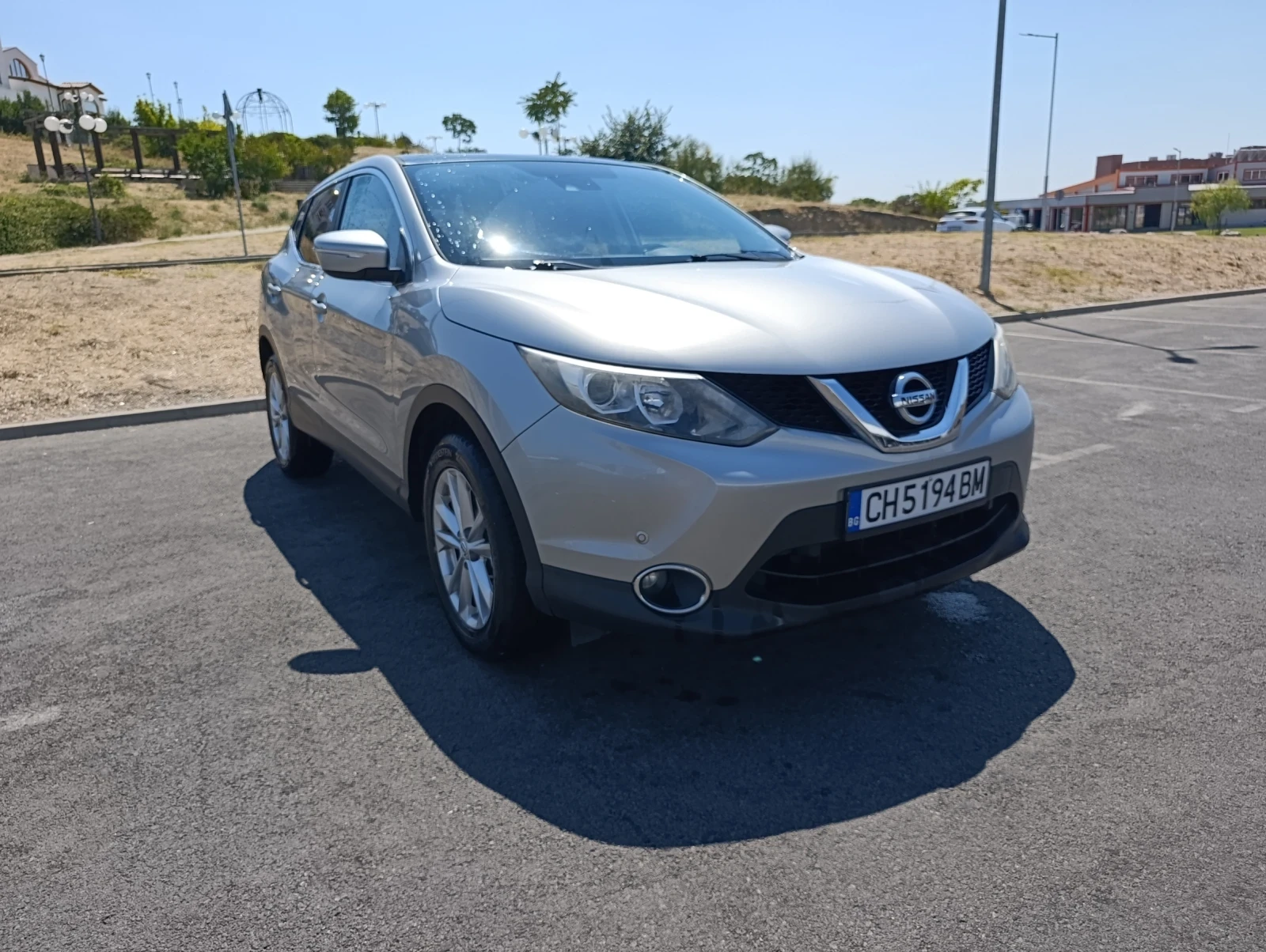 Nissan Qashqai, снимка 2 - Автомобили и джипове - 55777262