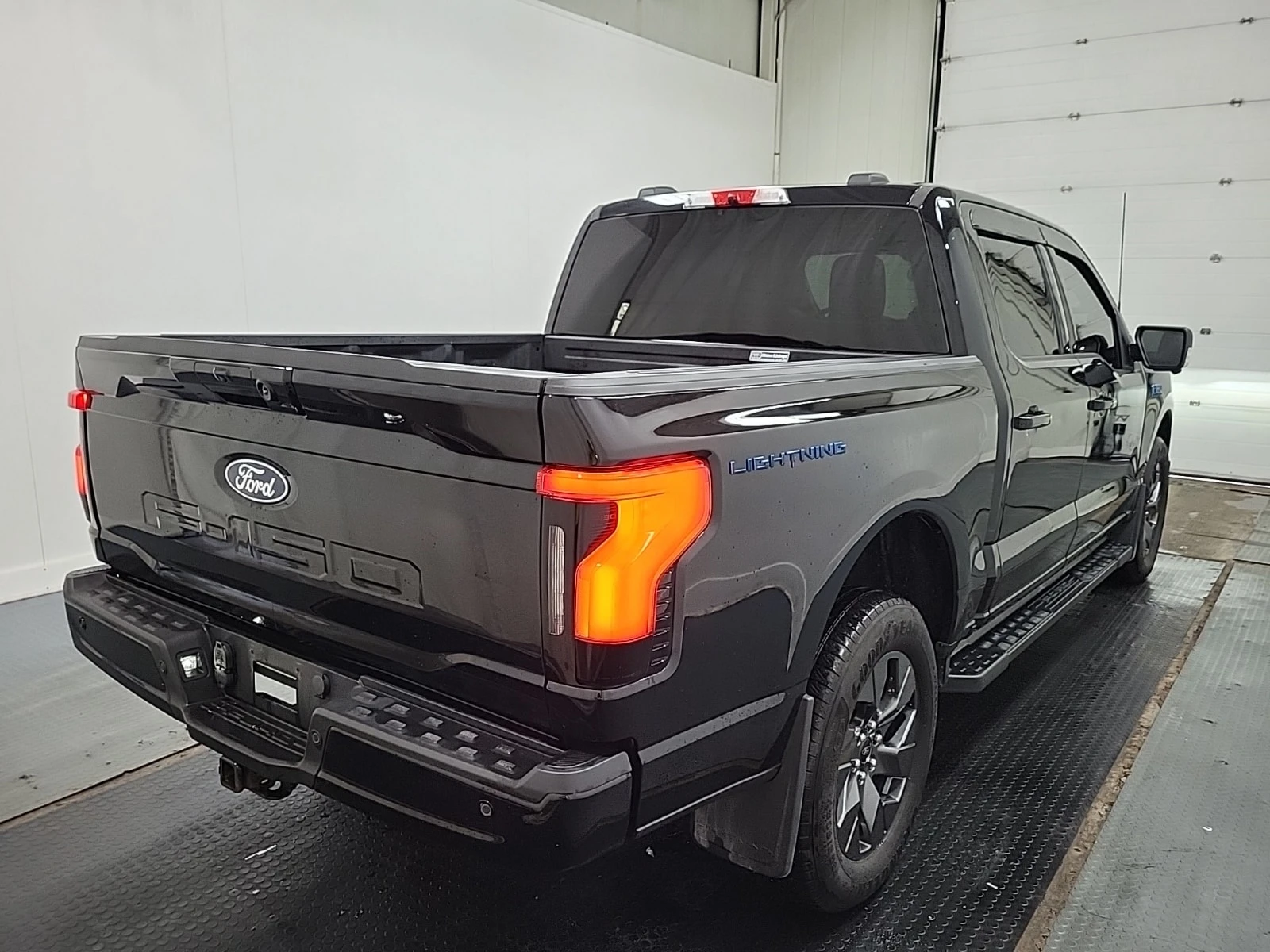 Ford F150 LIGHTNING FLASH| BANG & OLUFSEN| ПОДГРЕВИ, снимка 3 - Автомобили и джипове - 55986440