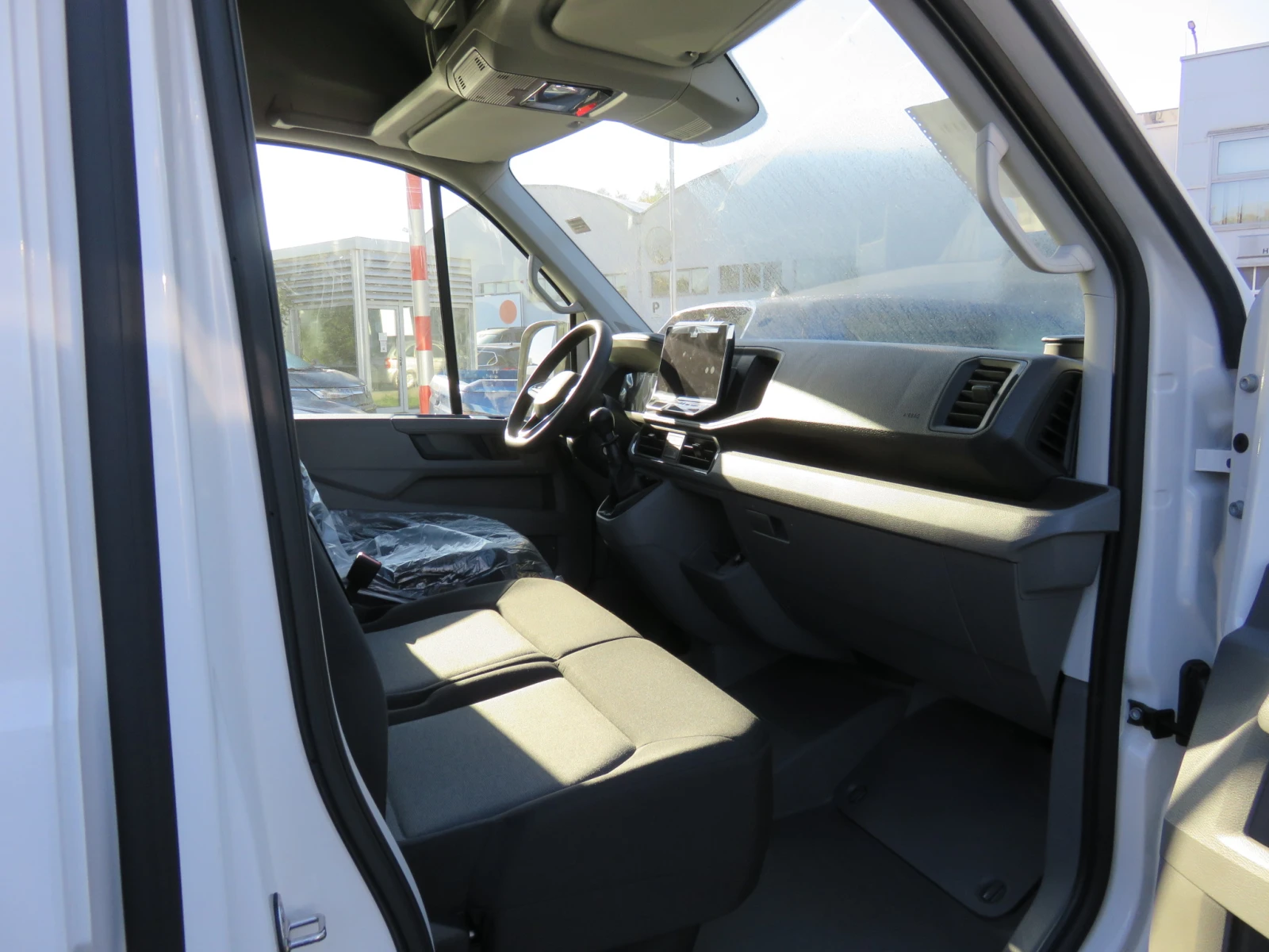 VW Crafter 35 Kasten M 11, 3 3 2, o TDI 140 k.c 6MT | Mobile.bg   14