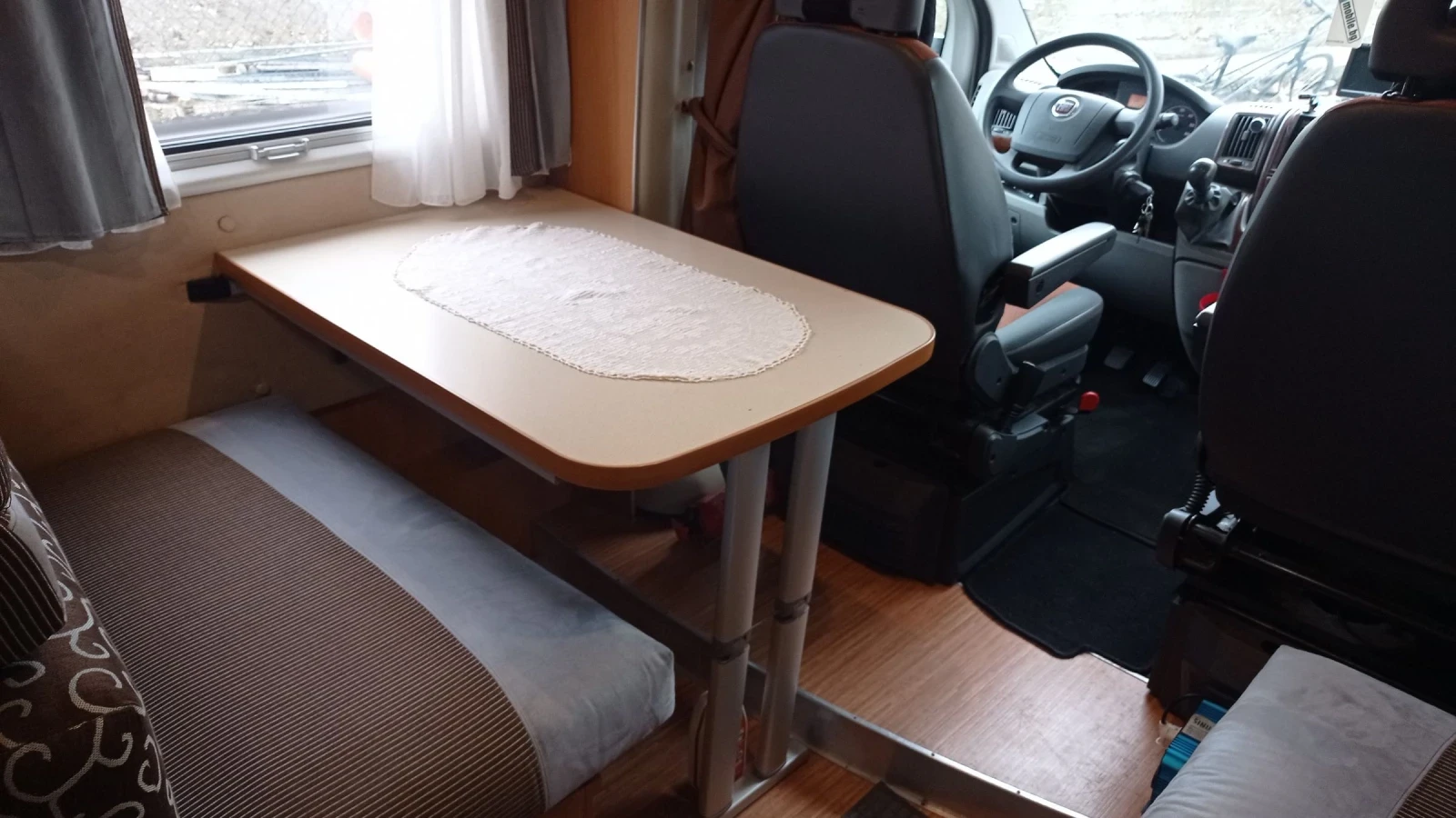 ������ McLouis Lagan | Mobile.bg � ����������� 12