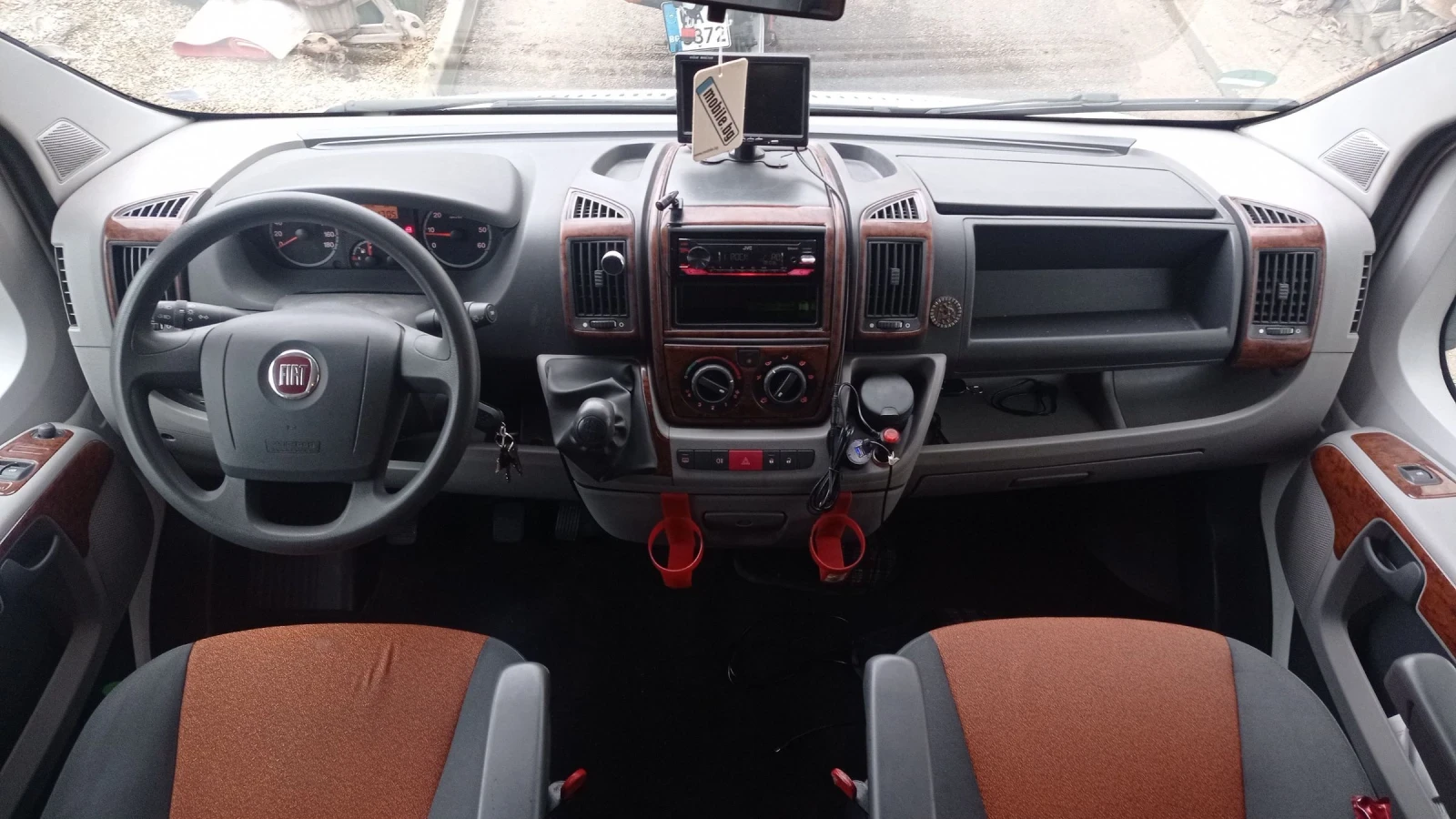 ������ McLouis Lagan | Mobile.bg � ����������� 10