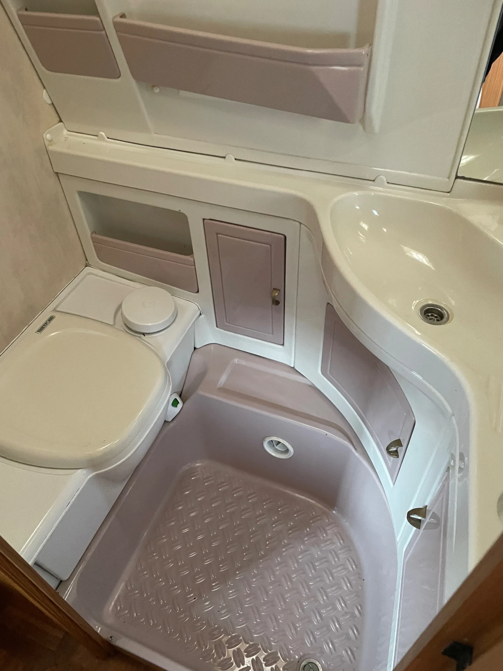 Каравана Tabbert COMTESSE 515 Deluxe Здрава и Суха, снимка 16 - Каравани и кемпери - 55444930