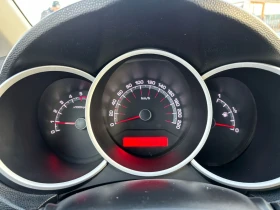 Kia Venga / 1.6D / 128 HP / EURO 5 / , снимка 13