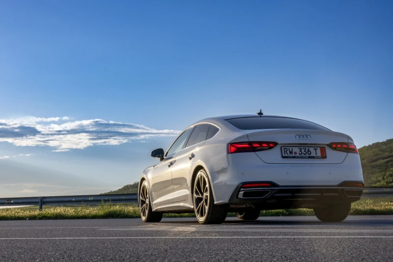 Audi A5 Sportback S Tronic , снимка 8 - Автомобили и джипове - 47193356