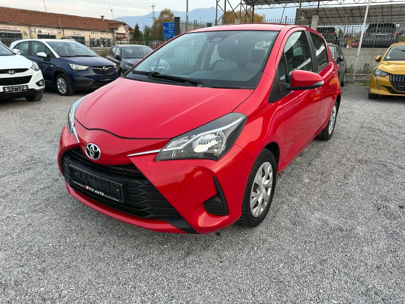 Toyota Yaris 1.0VVTi, снимка 1 - Автомобили и джипове - 47928284