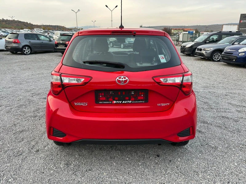 Toyota Yaris 1.0VVTi, снимка 5 - Автомобили и джипове - 47928284