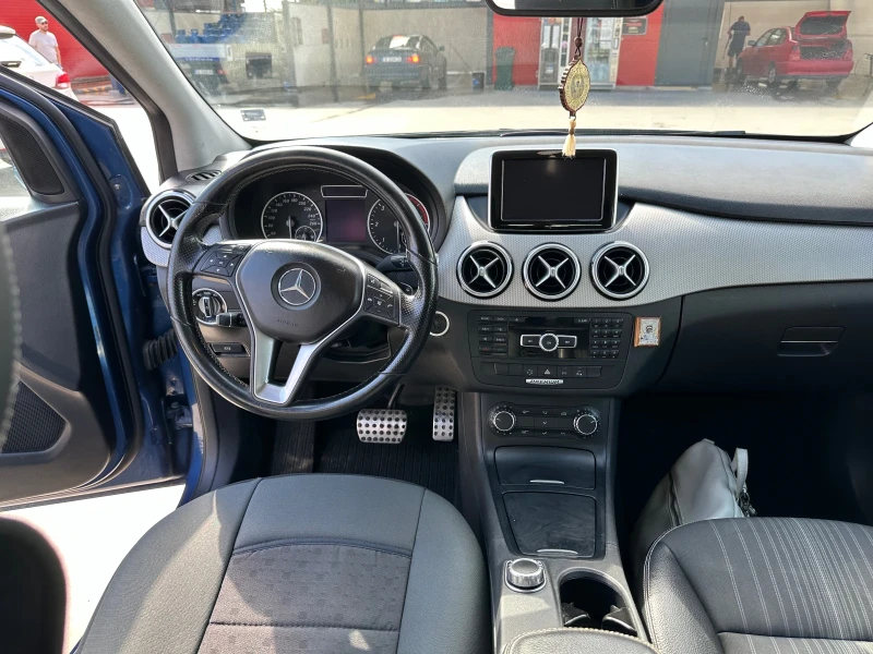 Mercedes-Benz B 200 PREMIUM, снимка 8 - Автомобили и джипове - 47990873