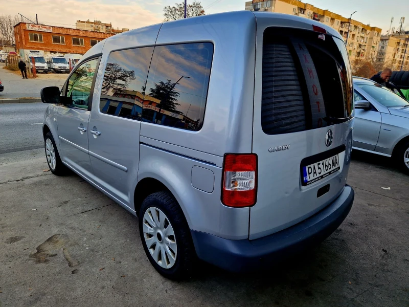 VW Caddy 1.6 Gas, снимка 4 - Автомобили и джипове - 48142036