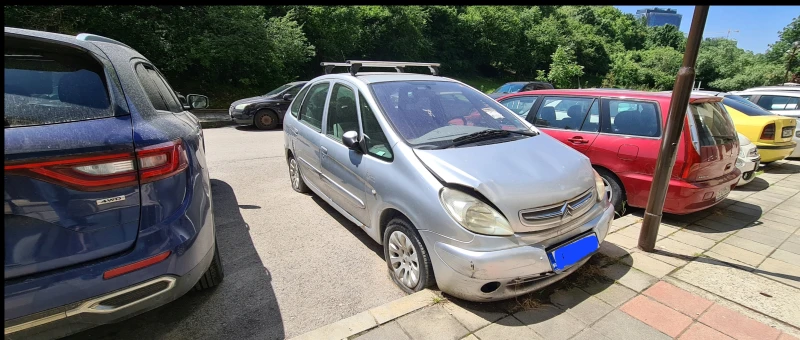 Citroen Xsara picasso Фабрична Газ, снимка 1 - Автомобили и джипове - 49020888