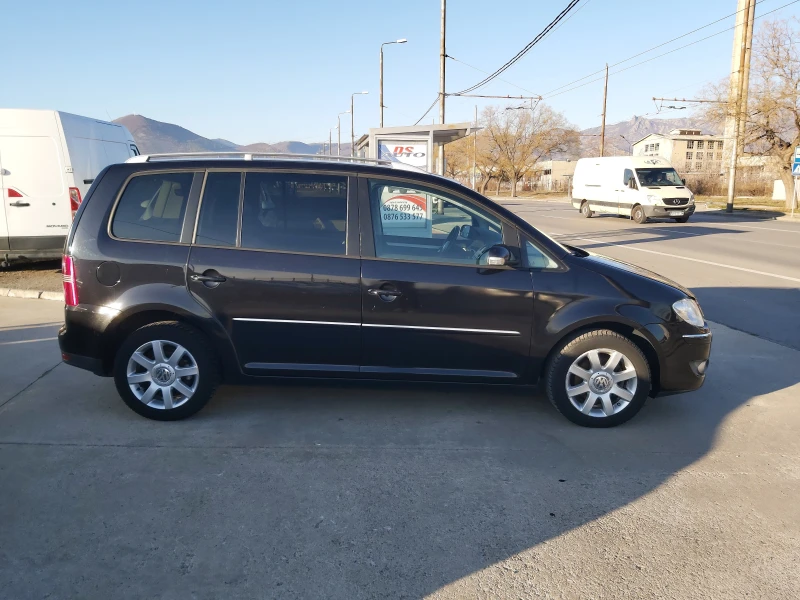 VW Touran 2.0i-7m-Euro-4, снимка 4 - Автомобили и джипове - 48598911