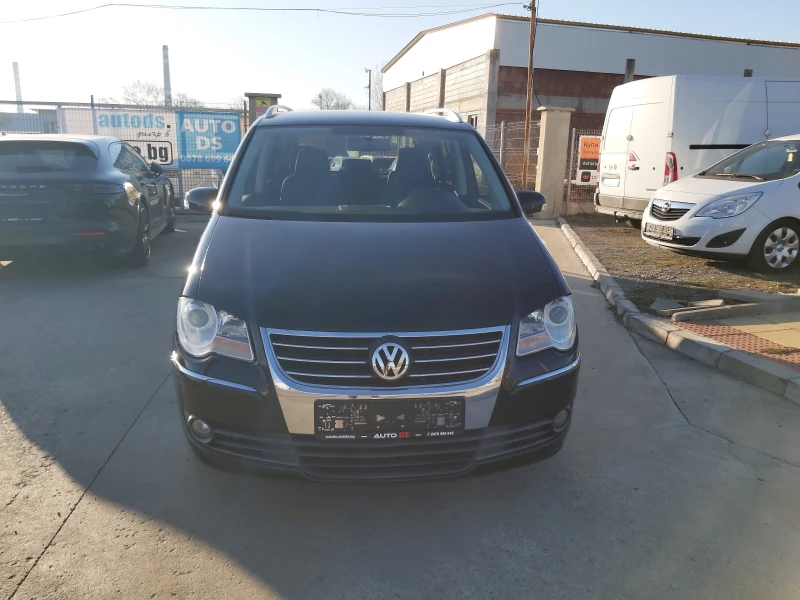 VW Touran 2.0i-7m-Euro-4, снимка 2 - Автомобили и джипове - 48598911