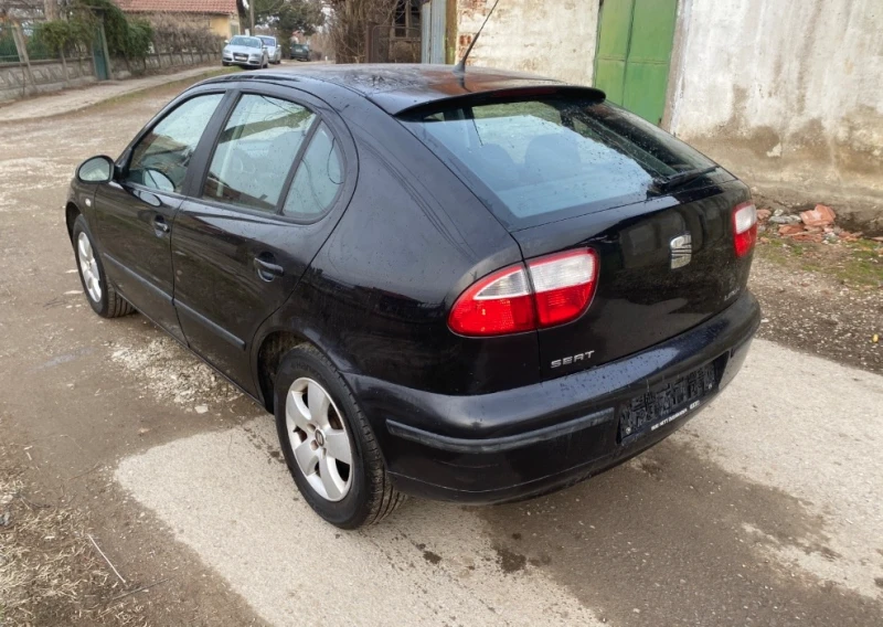 Seat Leon 1.4 Бензин, снимка 3 - Автомобили и джипове - 49197141