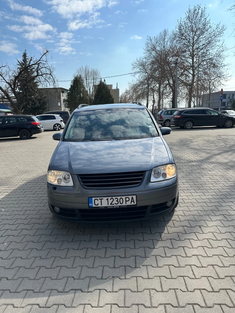 VW Touran 1.9TDI, снимка 15 - Автомобили и джипове - 49261280