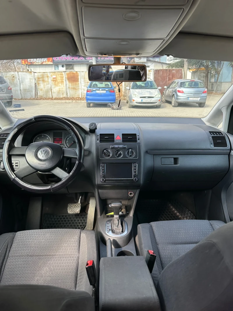 VW Touran 1.9TDI, снимка 5 - Автомобили и джипове - 49261280