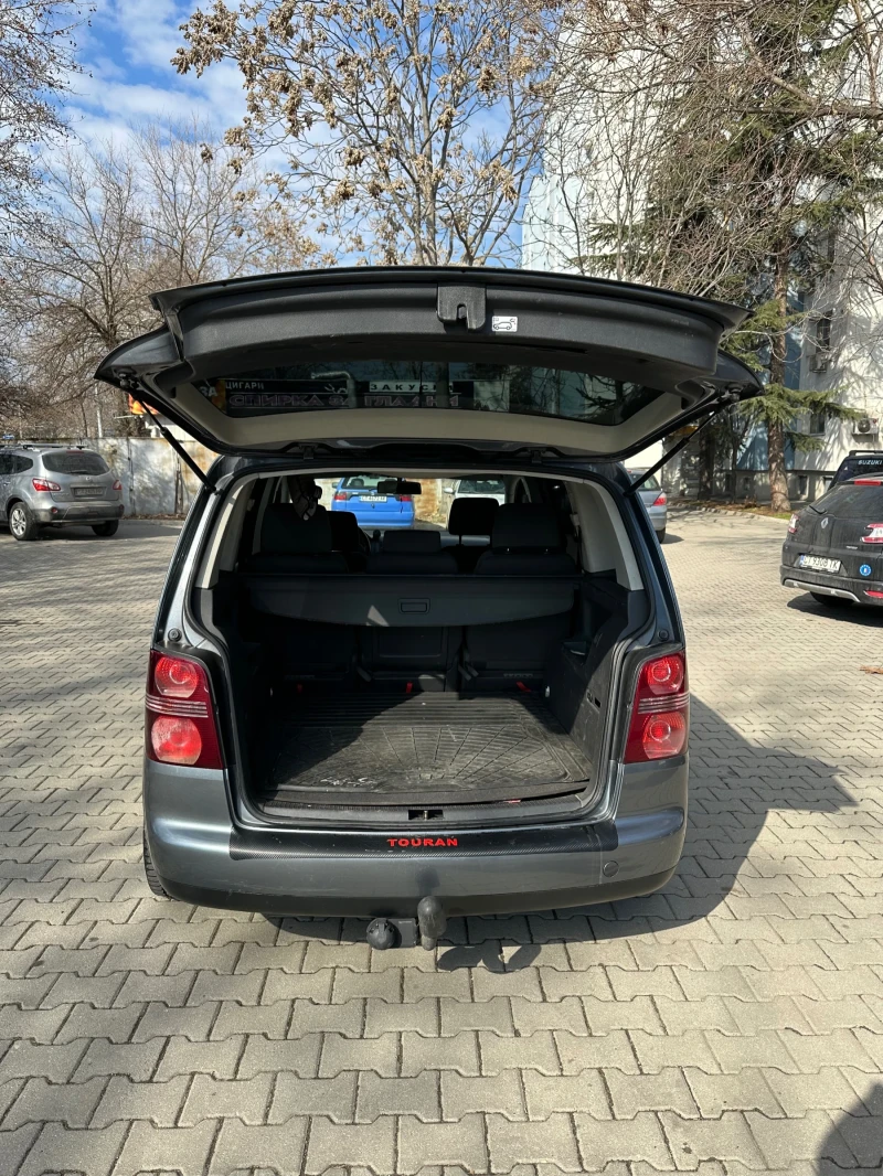 VW Touran 1.9TDI, снимка 10 - Автомобили и джипове - 49261280