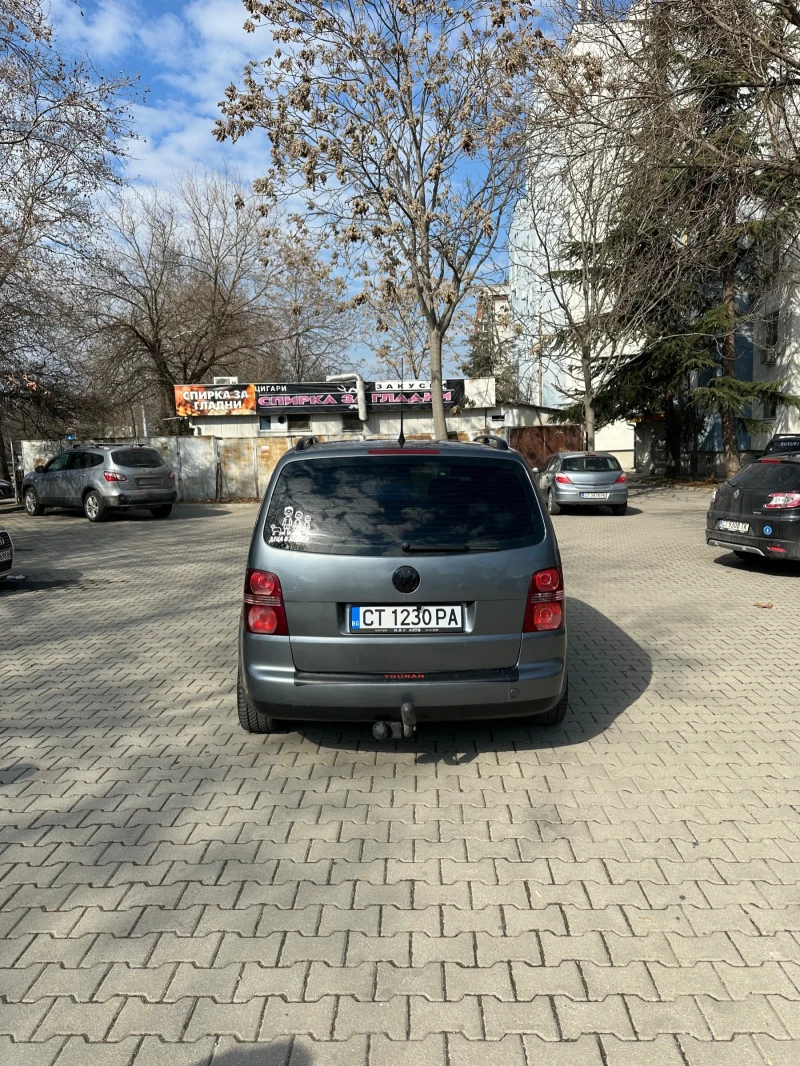 VW Touran 1.9TDI, снимка 3 - Автомобили и джипове - 49261280