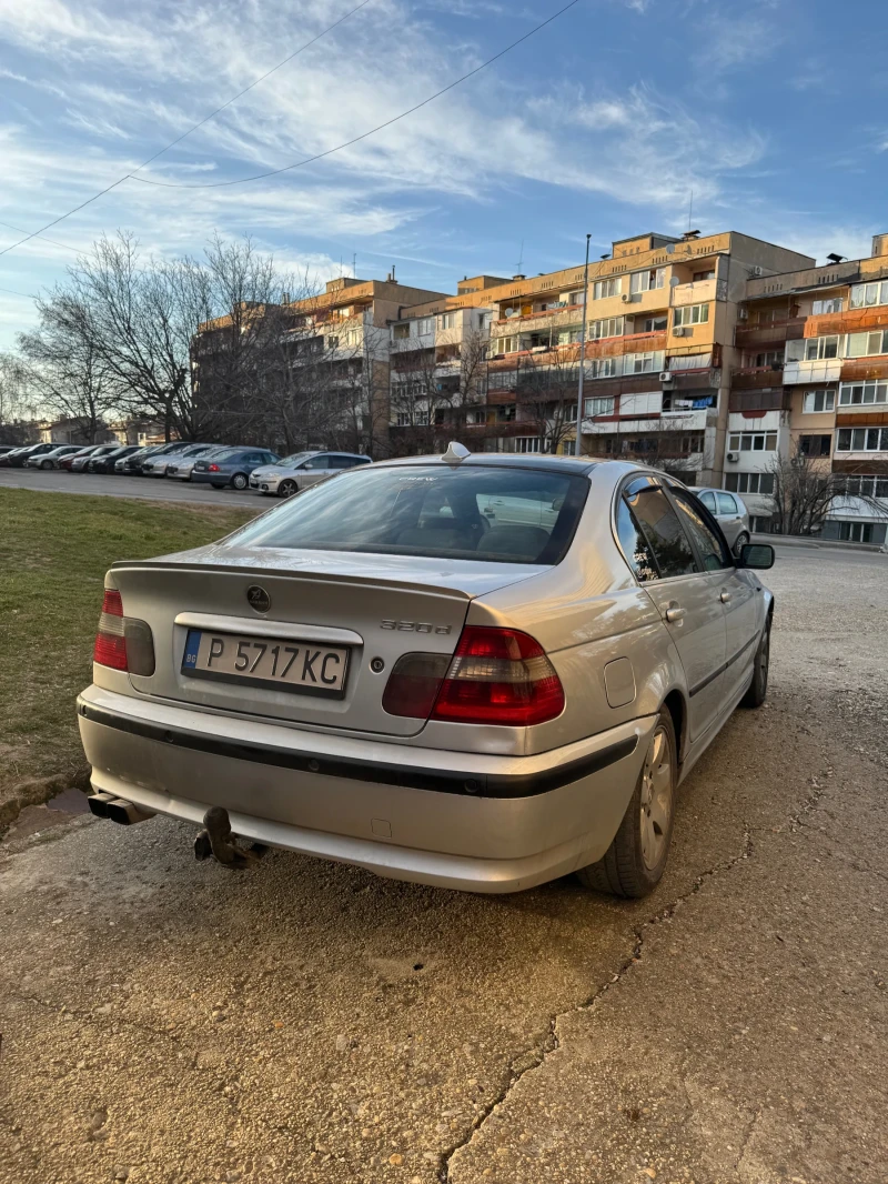 BMW 320, снимка 8 - Автомобили и джипове - 49414947