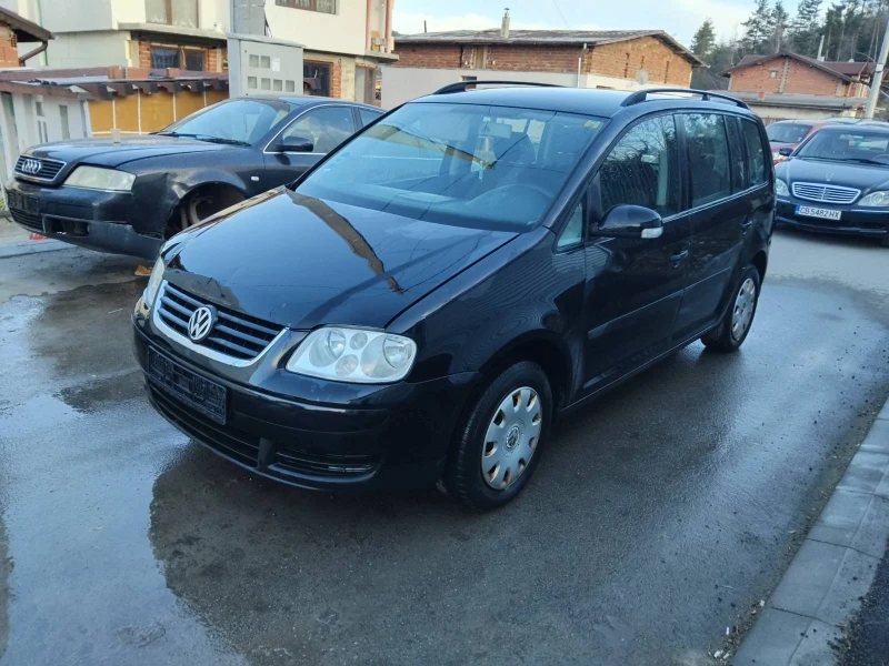 VW Touran, снимка 3 - Автомобили и джипове - 49548789