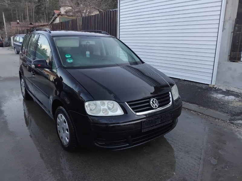 VW Touran, снимка 4 - Автомобили и джипове - 49548789