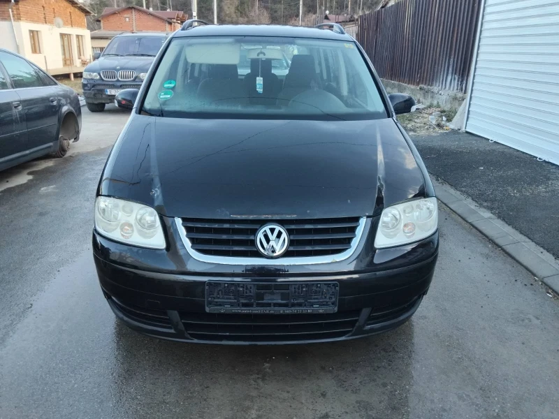 VW Touran, снимка 1 - Автомобили и джипове - 49548789