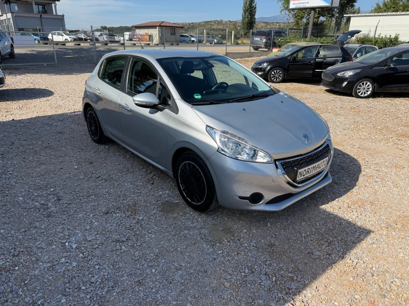 Peugeot 208 1.2i/NAV/PDC/Service book/Euro6