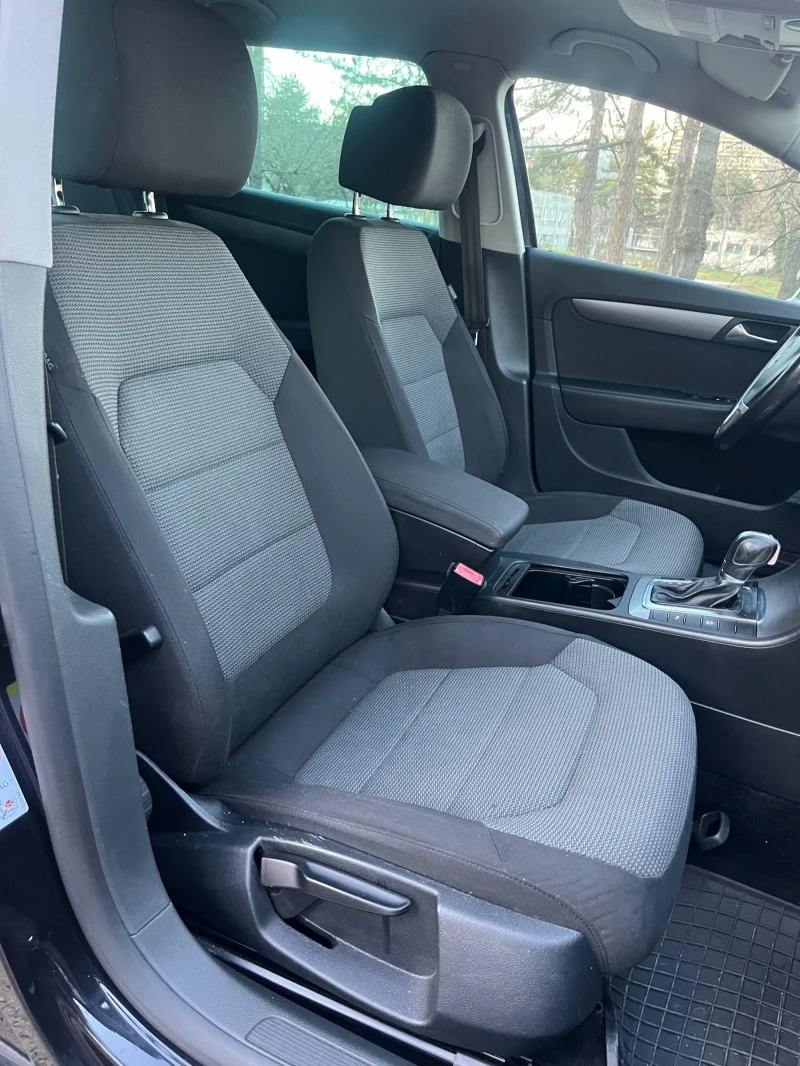 VW Passat 2.0 TDI, снимка 9 - Автомобили и джипове - 51872912