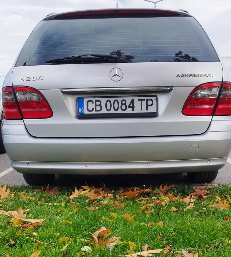 Mercedes-Benz E 200 ГАЗ - АГУ, снимка 11 - Автомобили и джипове - 52337351