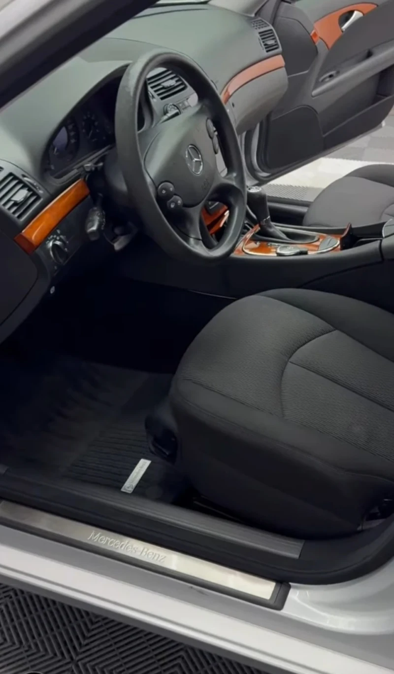 Mercedes-Benz E 200 ГАЗ - АГУ, снимка 16 - Автомобили и джипове - 52337351