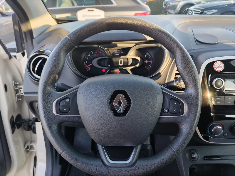 Renault Captur TCe/90 к.с/Life, снимка 8 - Автомобили и джипове - 52410852