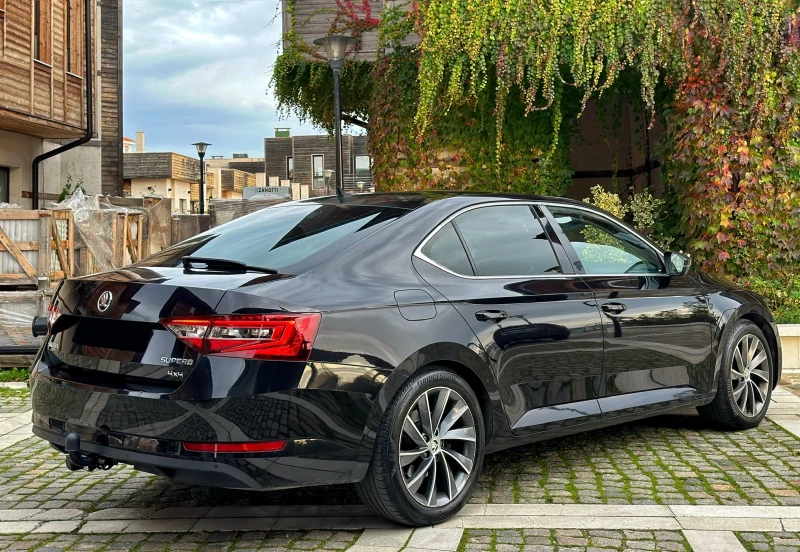 Skoda Superb 2.0TDI 190кс 4X4 * * Laurin & Klement* * FULL, снимка 3 - Автомобили и джипове - 52460219