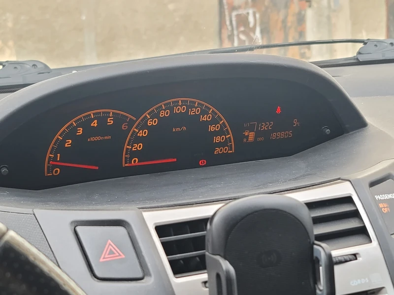 Toyota Yaris, снимка 5 - Автомобили и джипове - 52699953