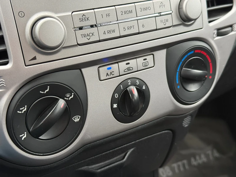 Hyundai I20 1.2i* 2012г* 77к.с* 90.000КМ* Ръчка* , снимка 17 - Автомобили и джипове - 53264934