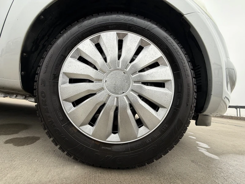 Hyundai I20 1.2i* 2012г* 77к.с* 90.000КМ* Ръчка* , снимка 15 - Автомобили и джипове - 53264934