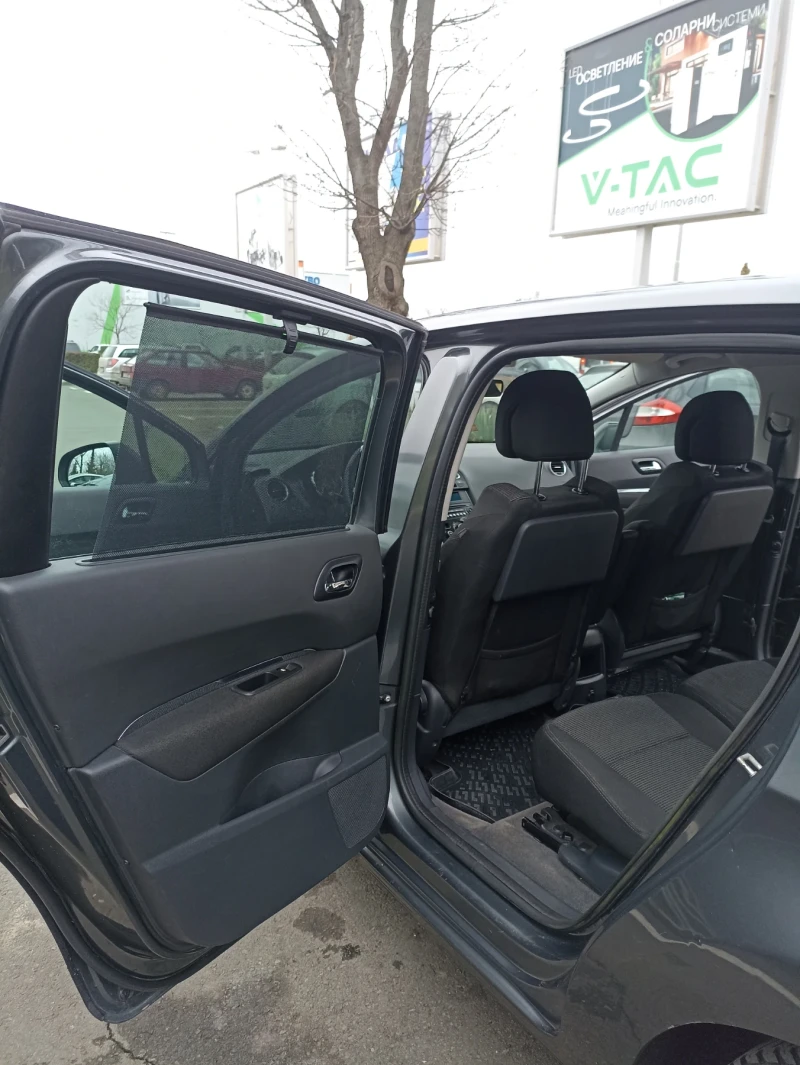 Peugeot 5008, снимка 9 - Автомобили и джипове - 53447513