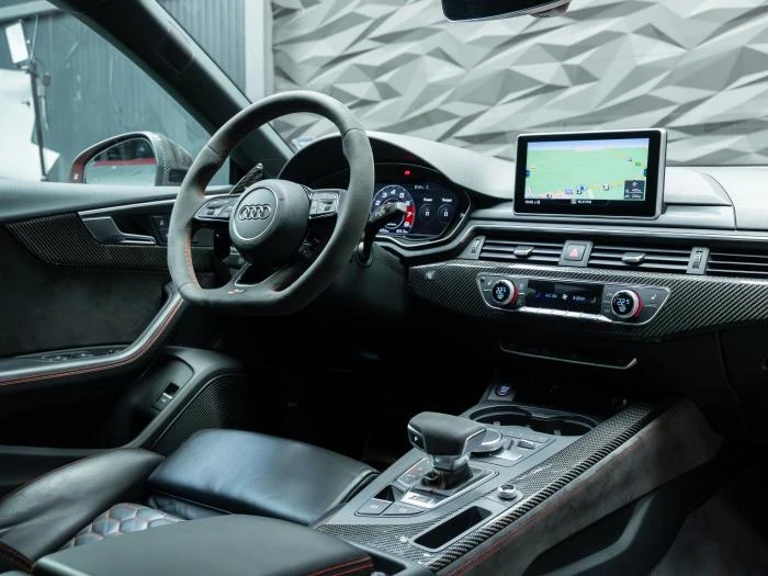 Audi Rs5 SPORTBACK* QUATTRO* B&O* CARBON* CERAMIC* CAM* HUD, снимка 14 - Автомобили и джипове - 54922659
