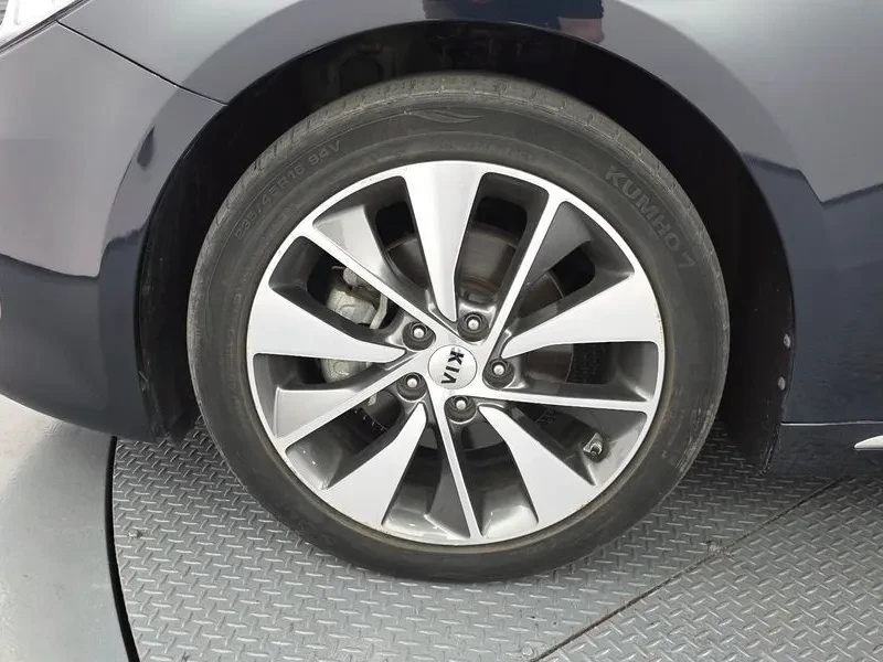 Kia K5 2Nd Generation 1.7 Diesel Mx Luxury, снимка 5 - Автомобили и джипове - 55049253