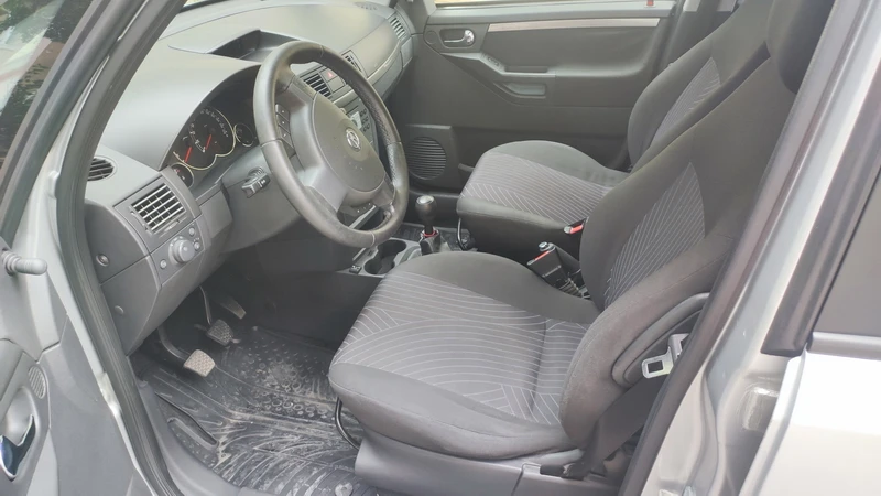 Opel Meriva A, снимка 8 - Автомобили и джипове - 55654566