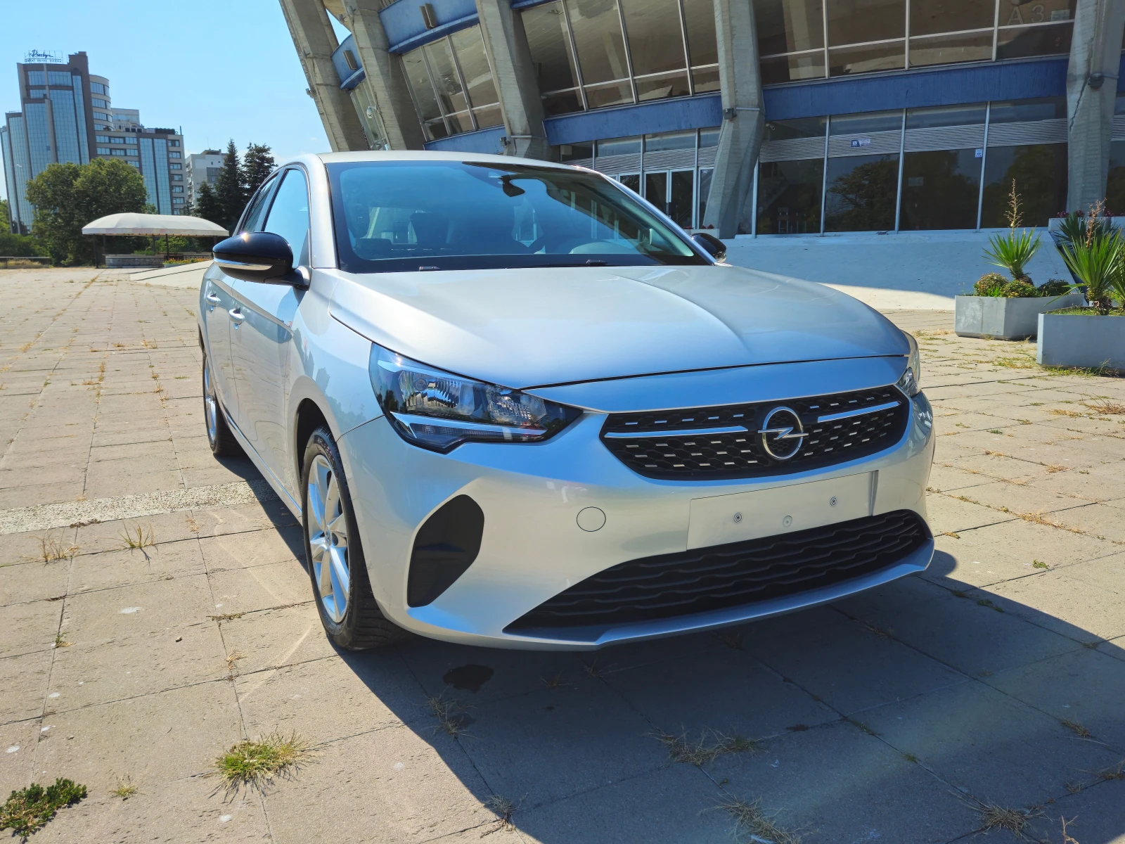 Opel Corsa 1.2i - [1] 