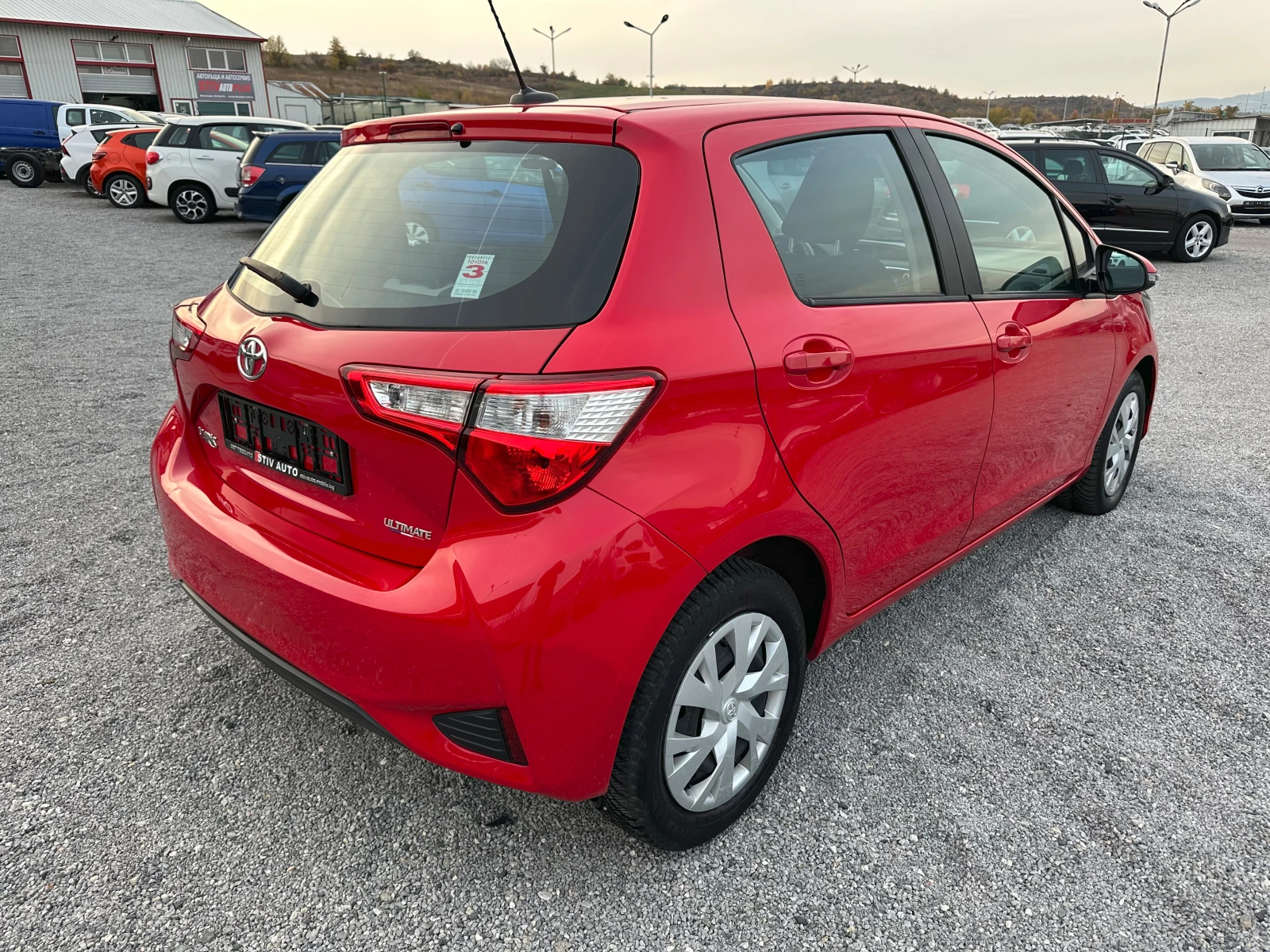 Toyota Yaris 1.0VVTi - изображение 6