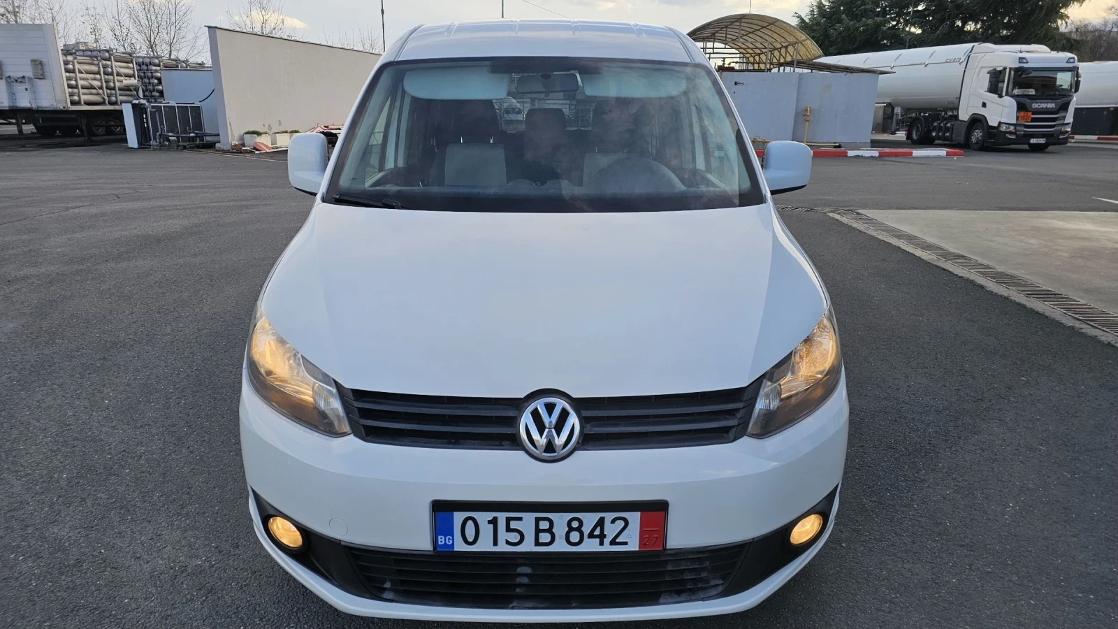 VW Caddy 1.6 XXL-7G AUTOMAT - изображение 3