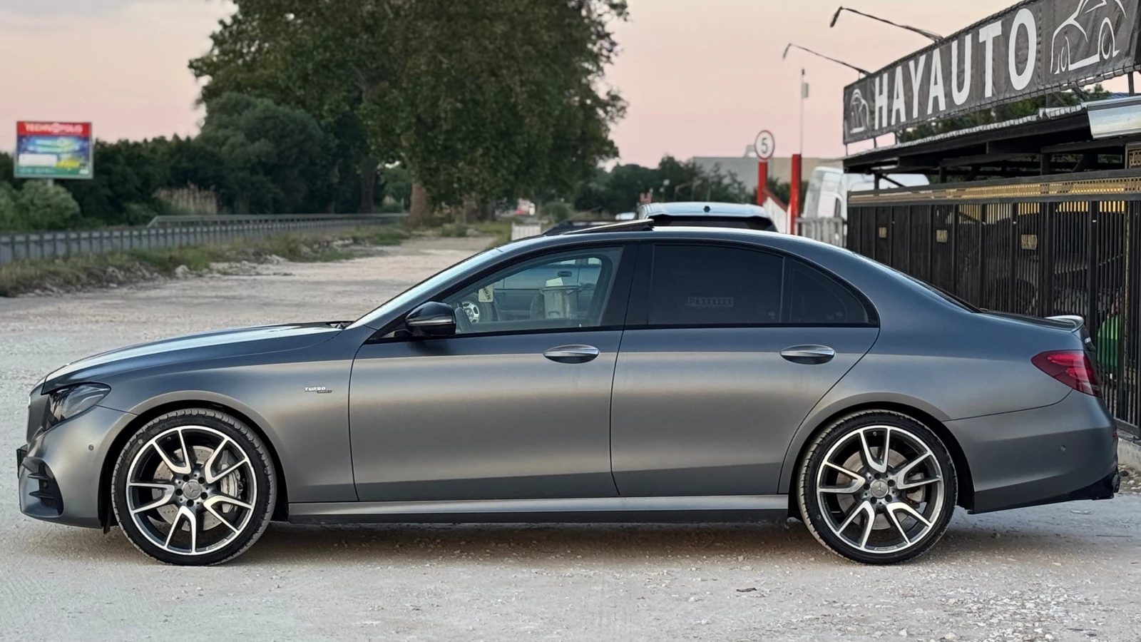 Mercedes-Benz E 53 AMG 4MATIC+ = AIRMATIC= EDITION 1= DISTRONIC= HUD= 360 - изображение 8