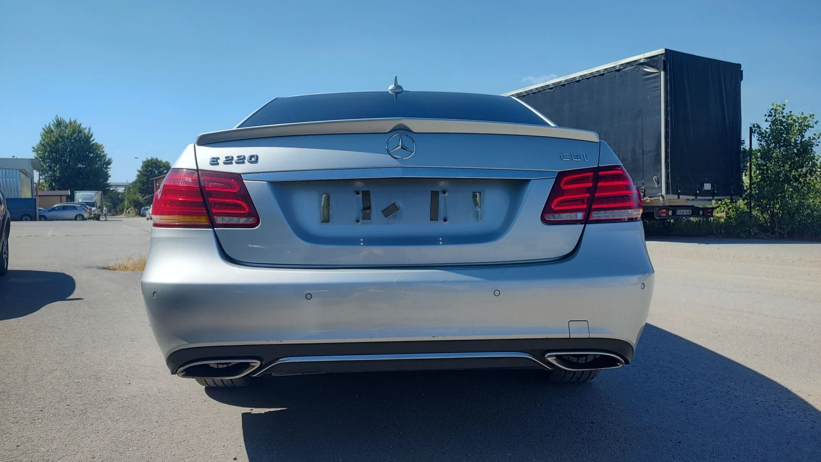 Mercedes-Benz E 220 на ЧАСТИ  - изображение 4