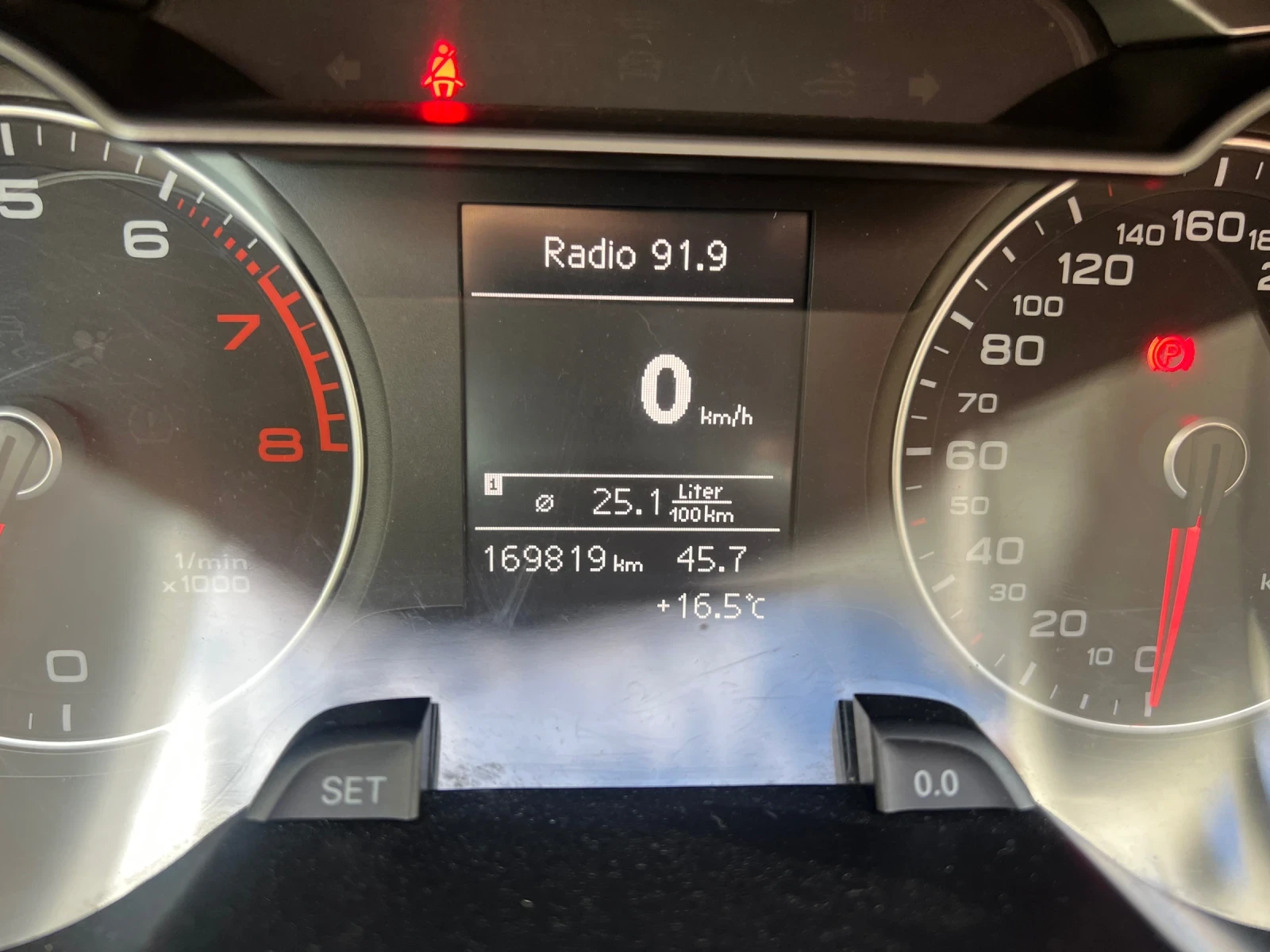Audi A4 * 2.0TFSI* 220hp* S-line* Quattro* РЪЧКА*  | Mobile.bg — изображение 14