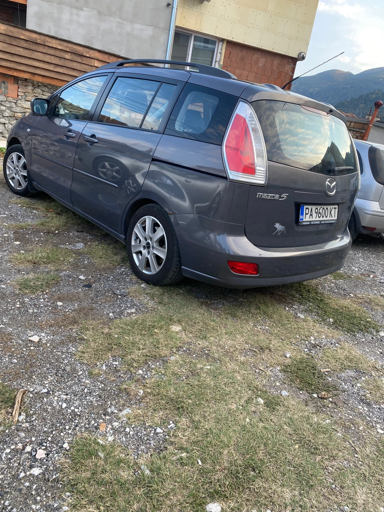 Mazda 5 2.0 - изображение 3
