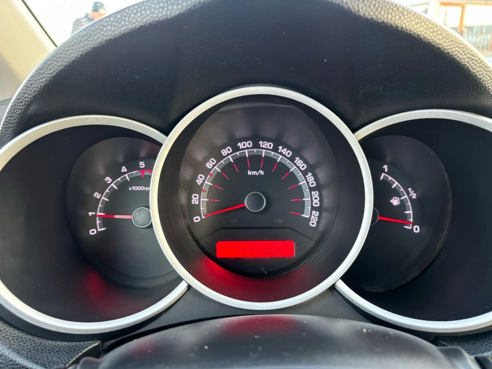 Kia Venga / 1.6D / 128 HP / EURO 5 /  | Mobile.bg � ����������� 13