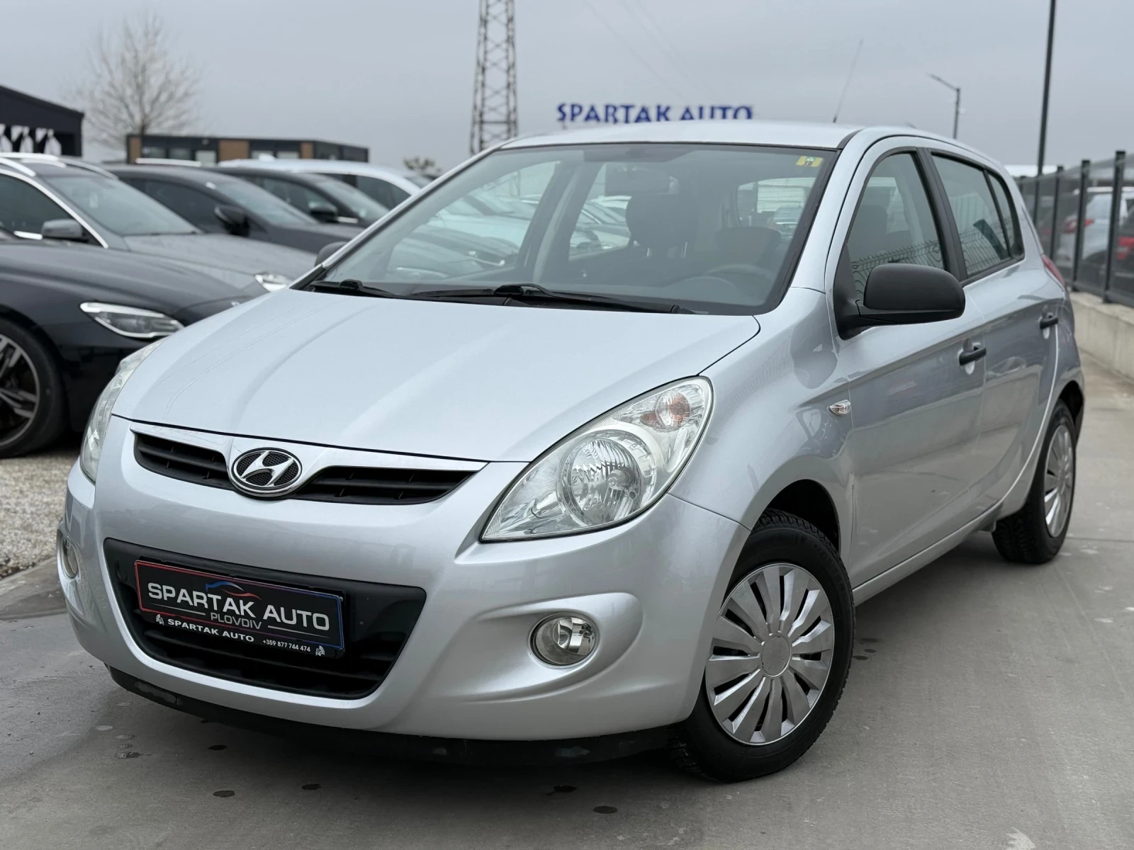 Hyundai I20 1.2i* 2012�* 77�.�* 90.000��* �����*  | Mobile.bg � ����������� 1