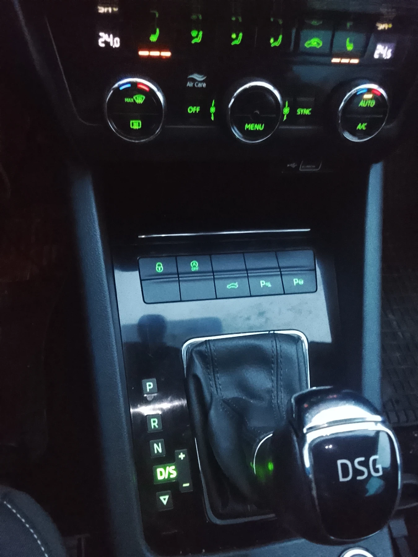 Skoda Octavia, снимка 10 - Автомобили и джипове - 53717067