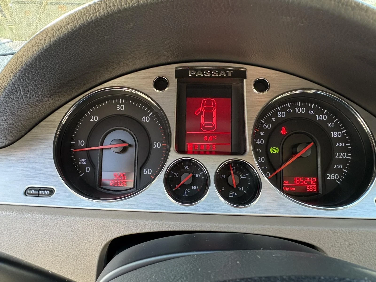 VW Passat 2.0 - 140 к.с, снимка 7 - Автомобили и джипове - 53924828