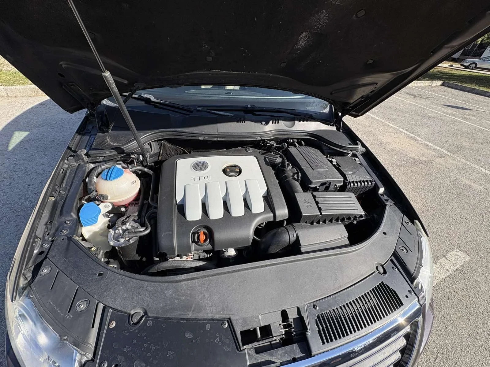 VW Passat 2.0 - 140 к.с, снимка 11 - Автомобили и джипове - 53924828